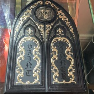 Kat Von D Saint and Sinner palette